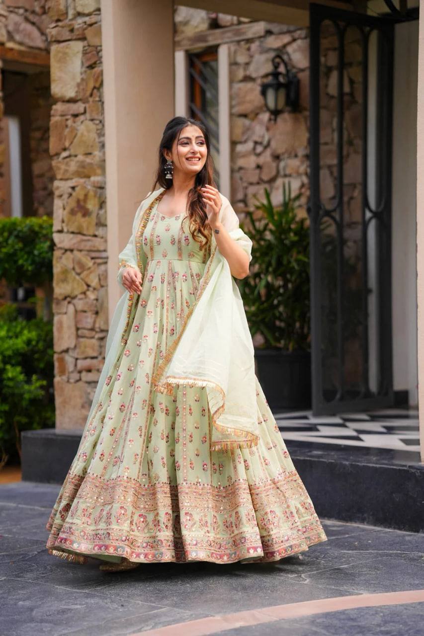 Georgette 3-Piece Ethnic Set with Lace Dupatta
