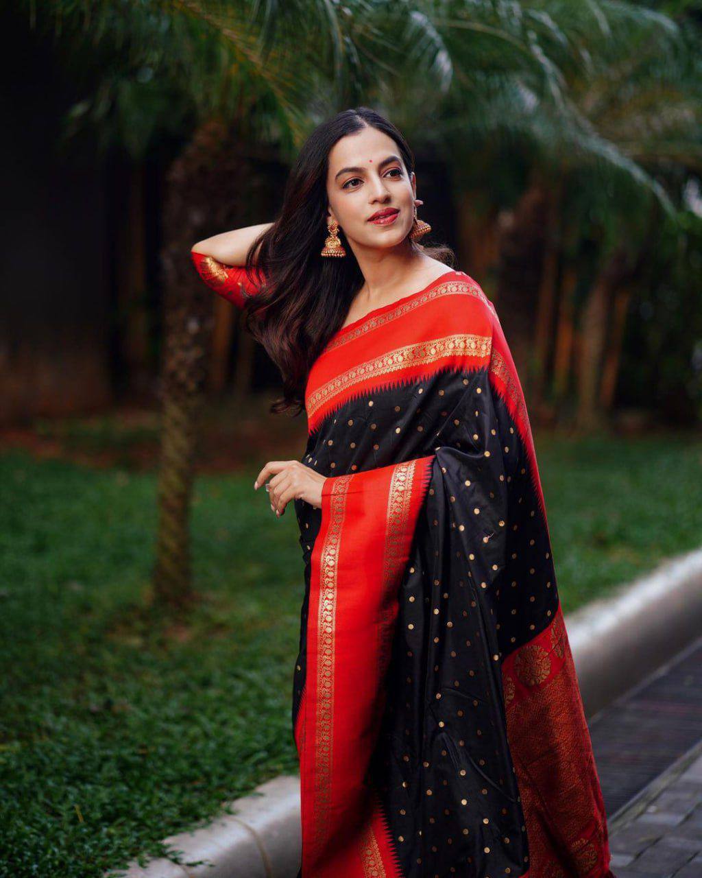 Silk Saree with Rich Pallu & All-Over Jacquard