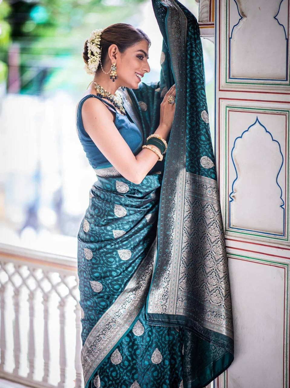 Soft Lichi Silk Saree with Rich Pallu & All-Over Jacquard