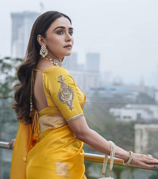 Soft Lichi Silk Saree with Rich Pallu