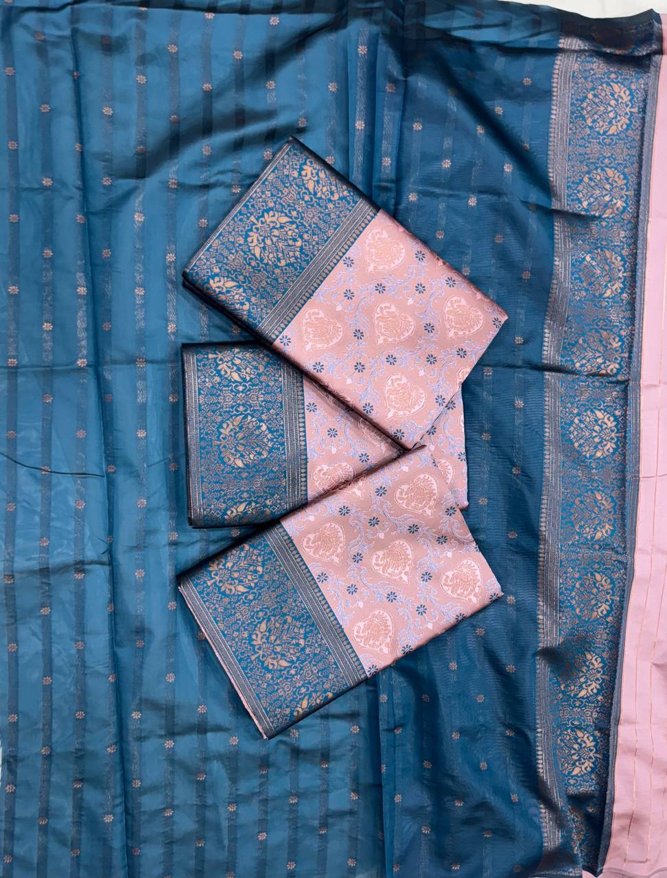 Soft Lichi Silk Saree with Rich Pallu & All-Over Jacquard