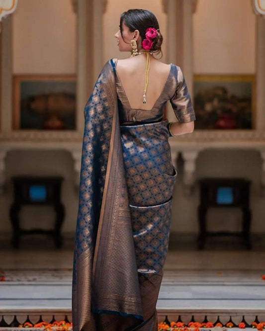 Soft Lichi Silk Saree with Rich Pallu