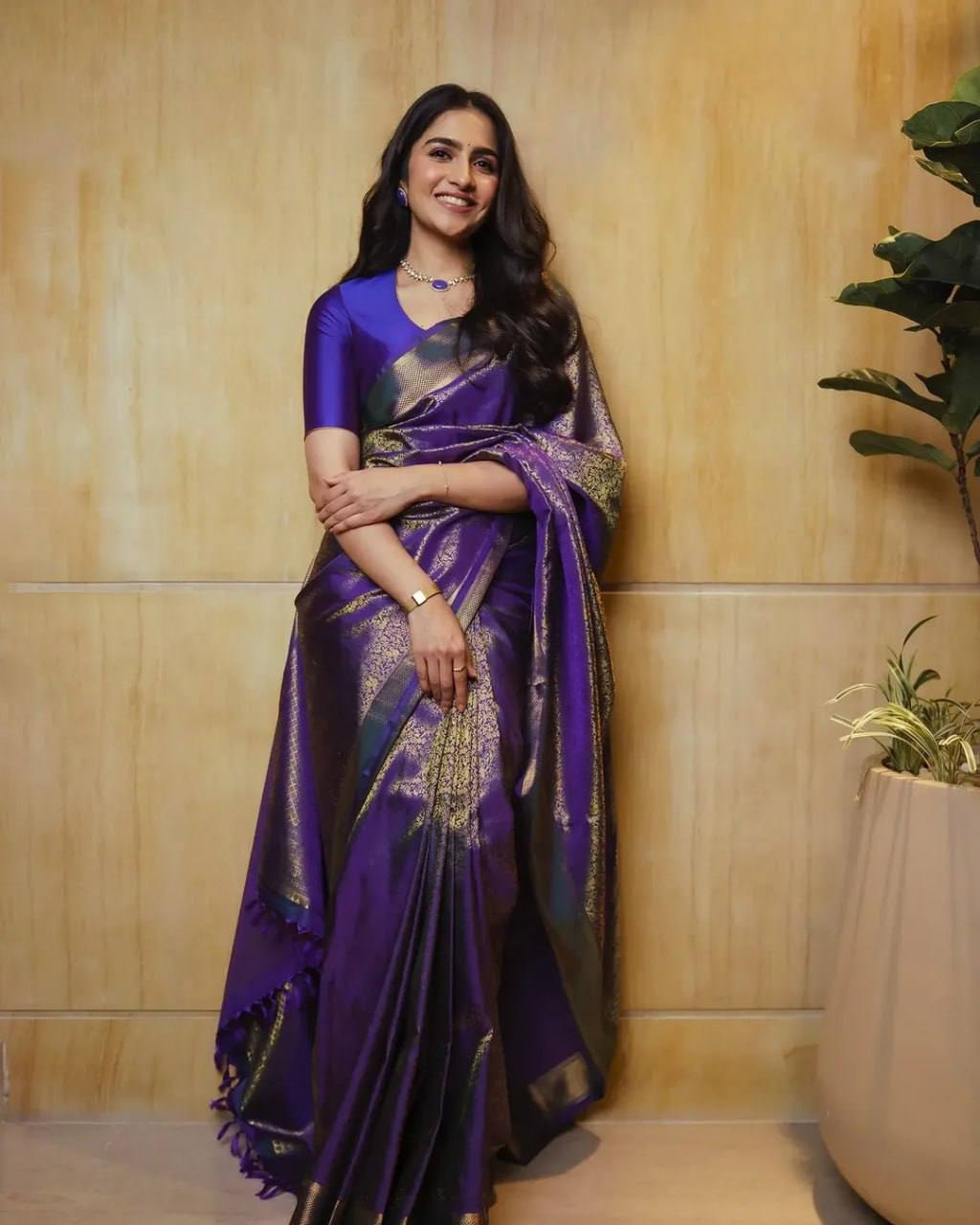 Soft Lichi Silk Saree with Rich Pallu
