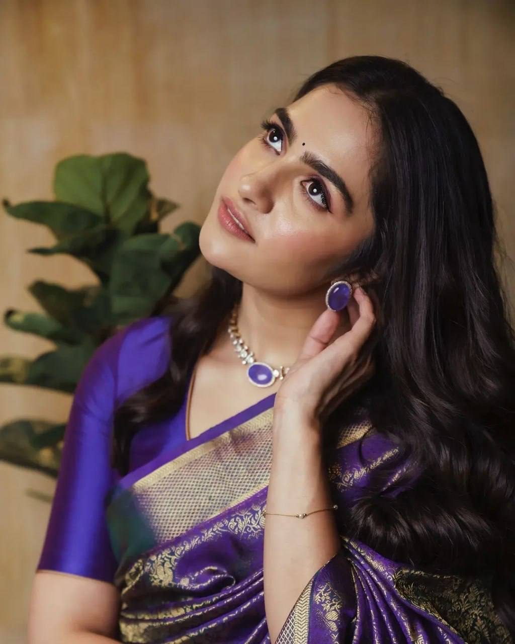 Soft Lichi Silk Saree with Rich Pallu