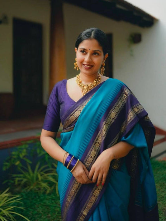 Lichi Silk Saree with Rich Pallu