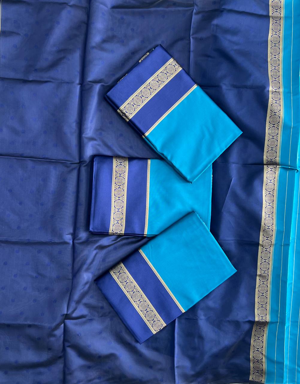Lichi Silk Saree with Rich Pallu