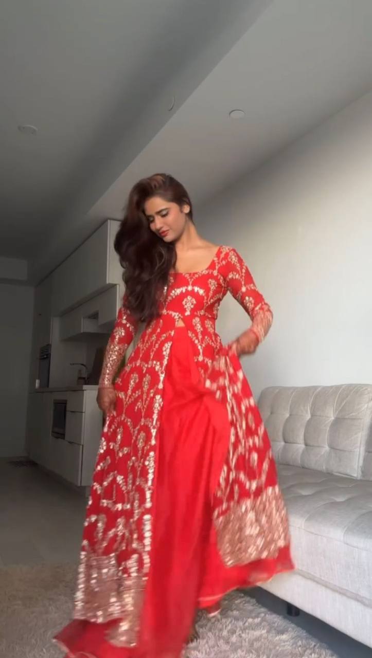 Georgette Thread & Sequin Work Suit Set – Front & Back Embroidery