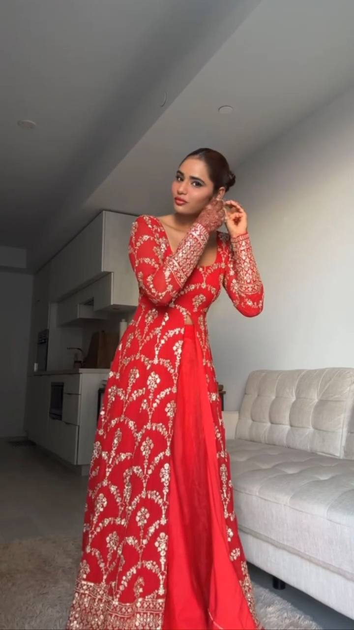 Georgette Thread & Sequin Work Suit Set – Front & Back Embroidery