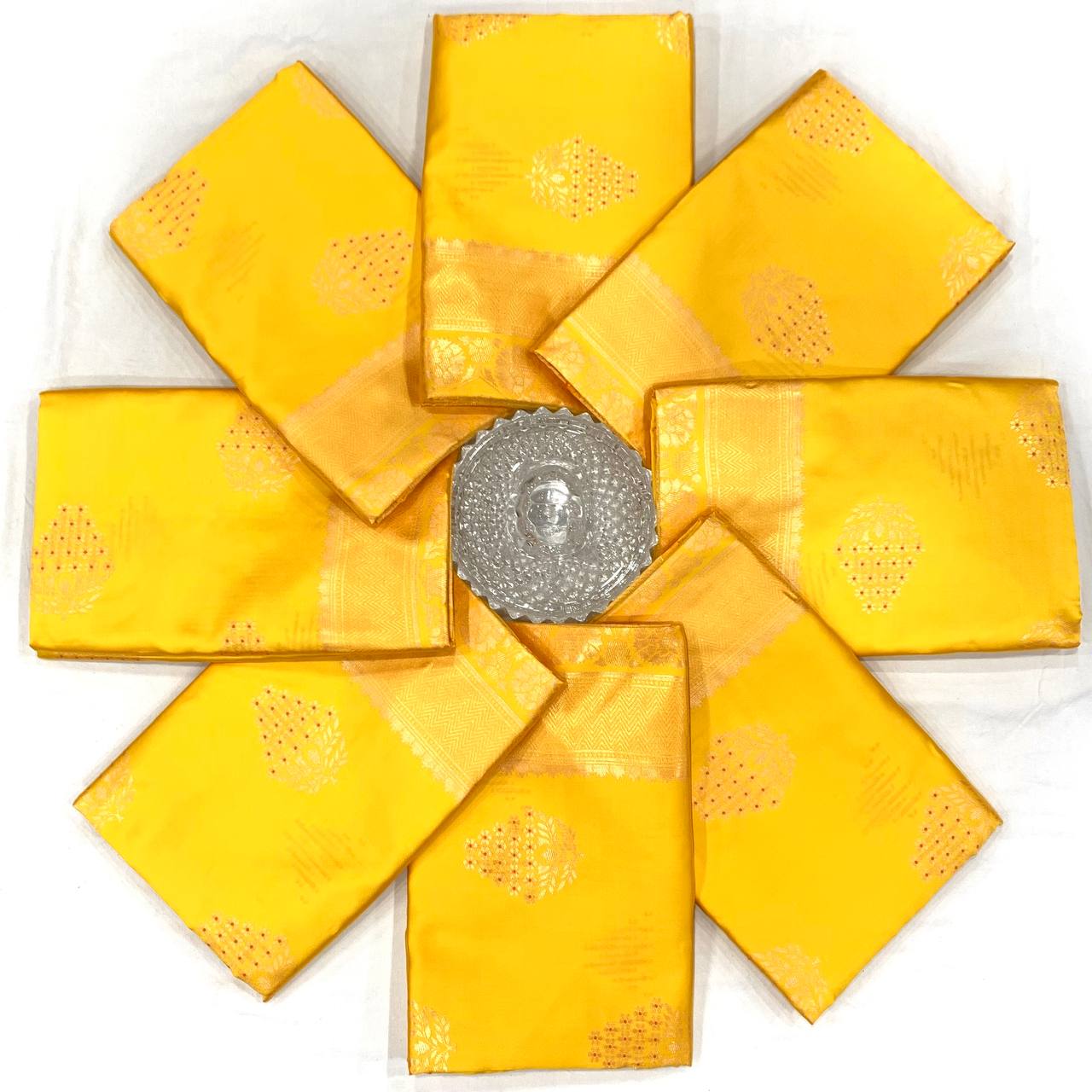 Soft Lichi Silk Saree with Rich Pallu